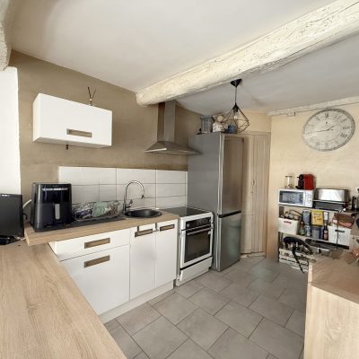 MAISON DE VILLE DE 73m2, 4 Pièces, 3 chambres, ST MAXIMIN-la-SAINTE-BAUME