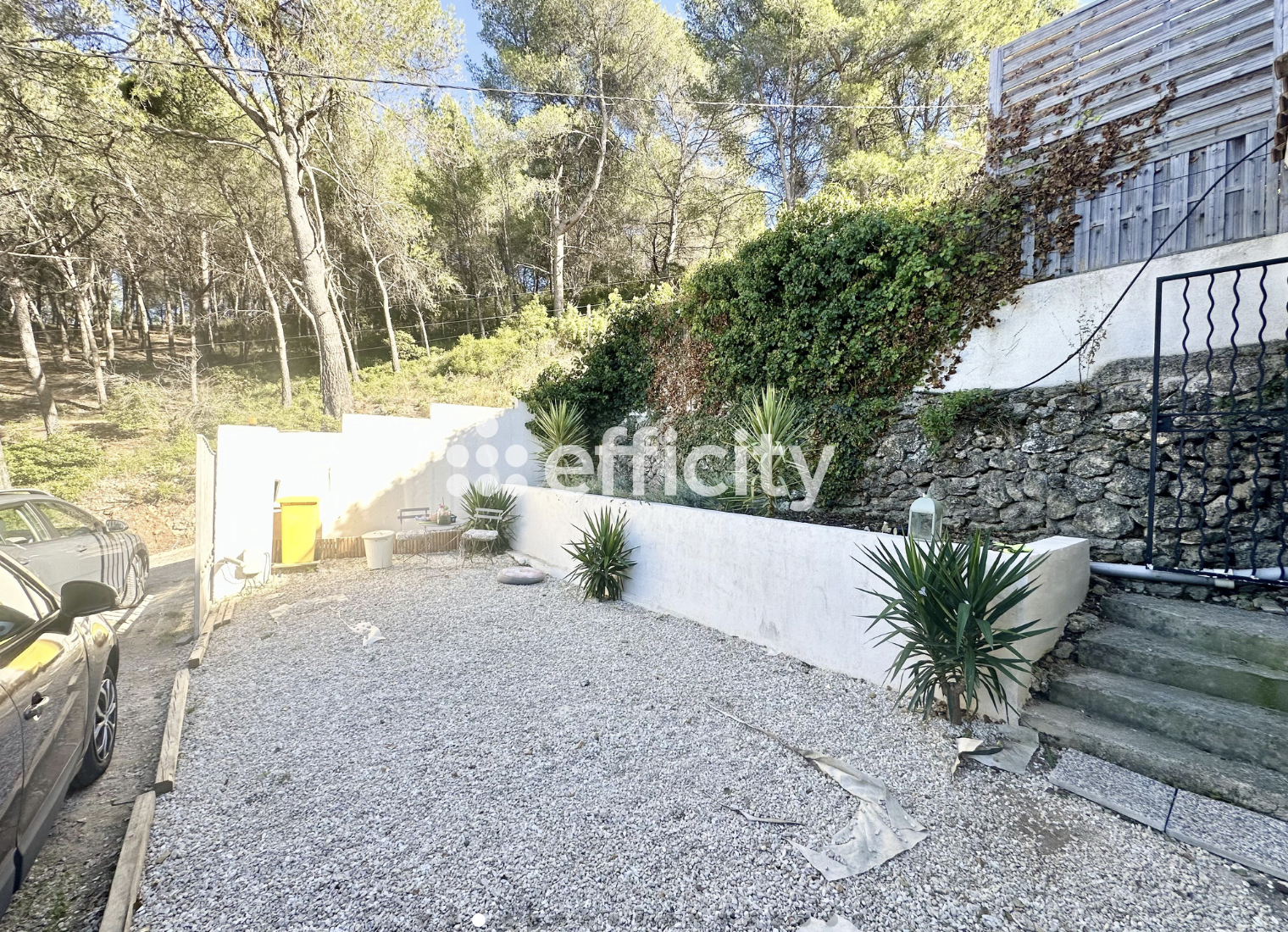 13240 SEPTEMES-LES-VALLONS – 3 PIÈCES – 2 CHAMBRES – GRANG GARAGE AMENAGEABLE – MAISON EN PIED DE COLINE AVEC TERRASSE – LUMINEUX – CALME ABSOLU – JARDIN – PARKING – Image 5