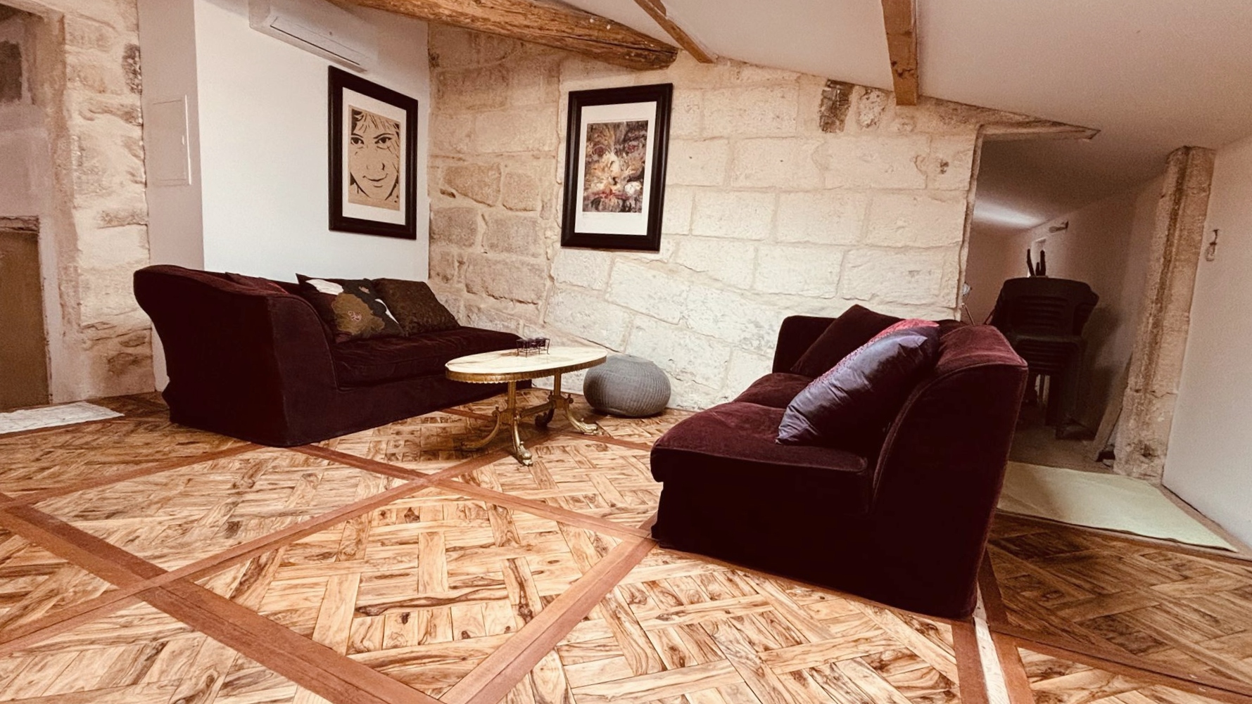 MAISON BOURGEOISE EN PIERRE 209 m2- 34400 – ENTRE-VIGNES – SAINT CHRISTOL – 3 APPARTEMENTS – TERRASSE – RÉNOVATION INTÉGRALE 2025 – CHARME & AUTHENTICITÉ – FORT POTENTIEL LOCATIF – Image 4