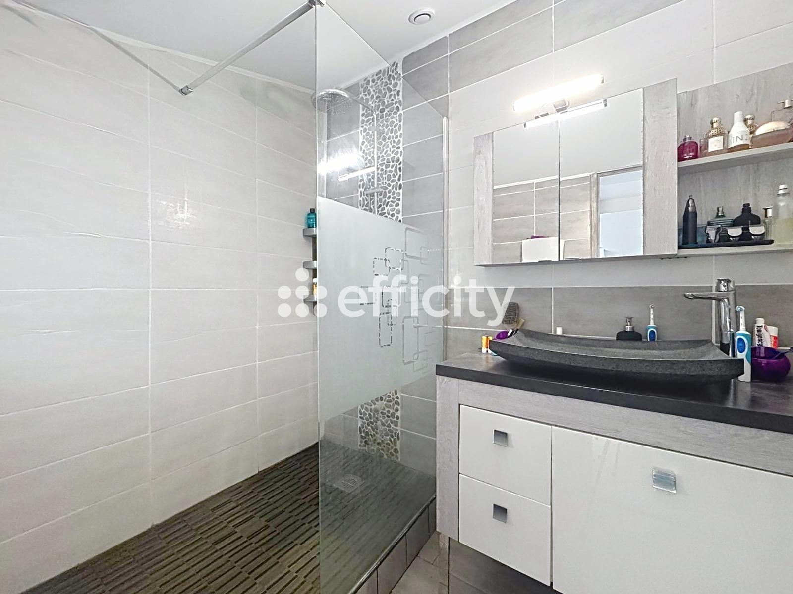 13770 – VENELLES – CENTRE-VILLE – 2 PIÈCES – 1 CHAMBRE – 53.0 m² – APPARTEMENT LUMINEUX AVEC EXCELLENTE EXPOSITION OUEST – Image 5