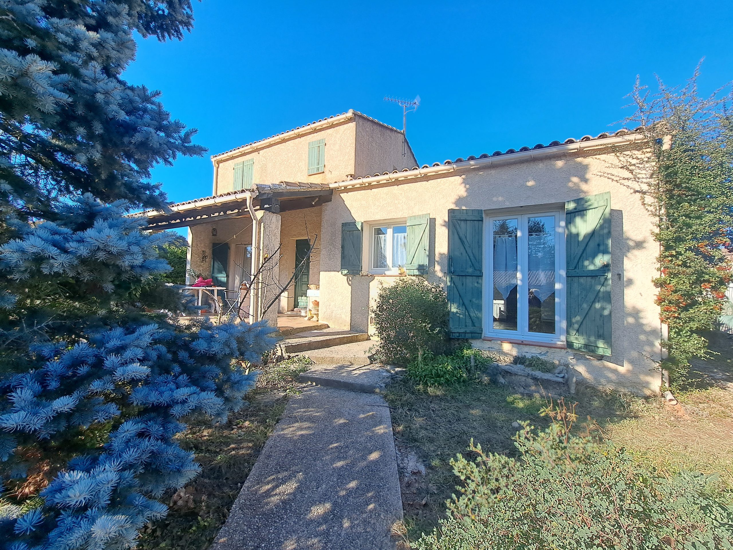 Maison T4/5 VENELLES 100M² SUR 505M² DE TERRAIN AVEC GARAGE