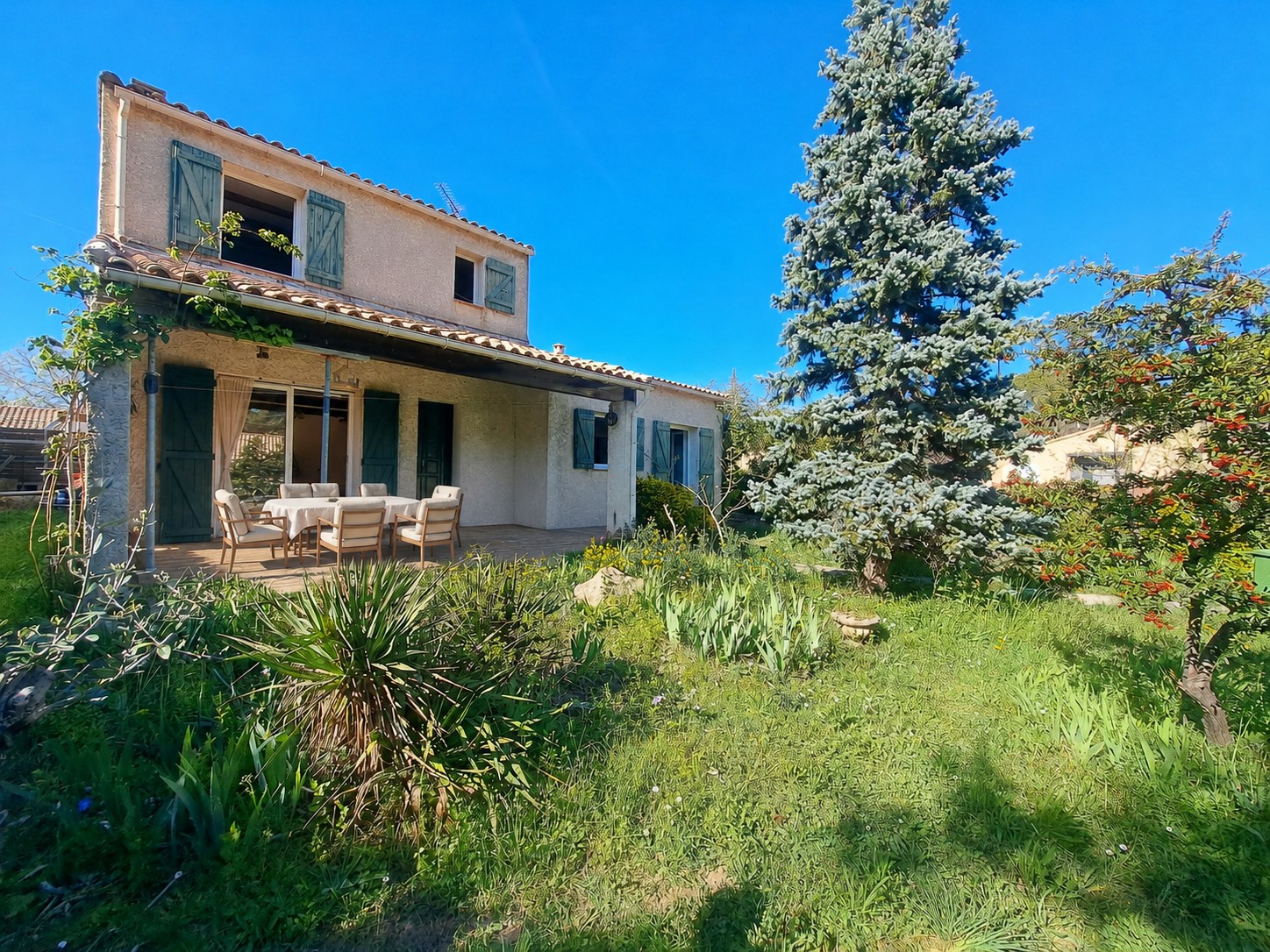 MAISON VENELLES 100M² SUR 505M² DE TERRAIN AVEC GARAGE